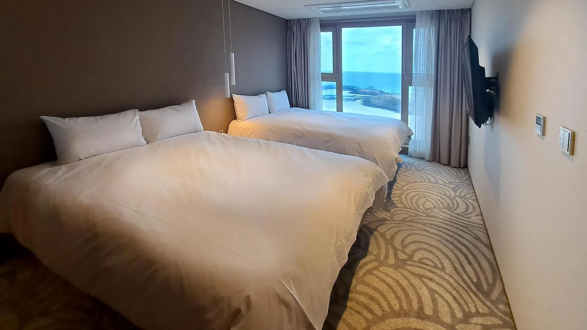 Saint Beach Hotel Jeju
