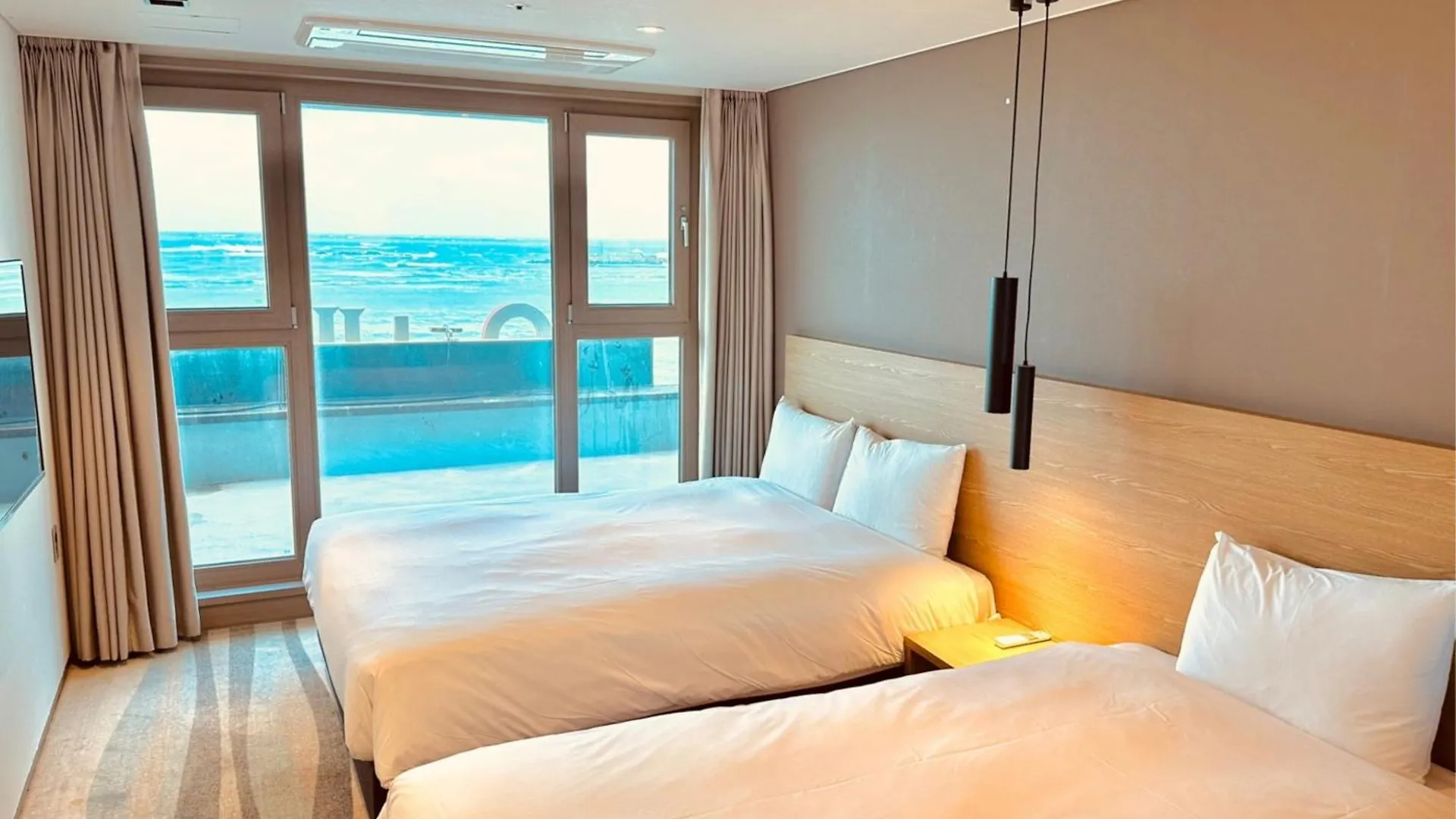 Saint Beach Hotel Jeju