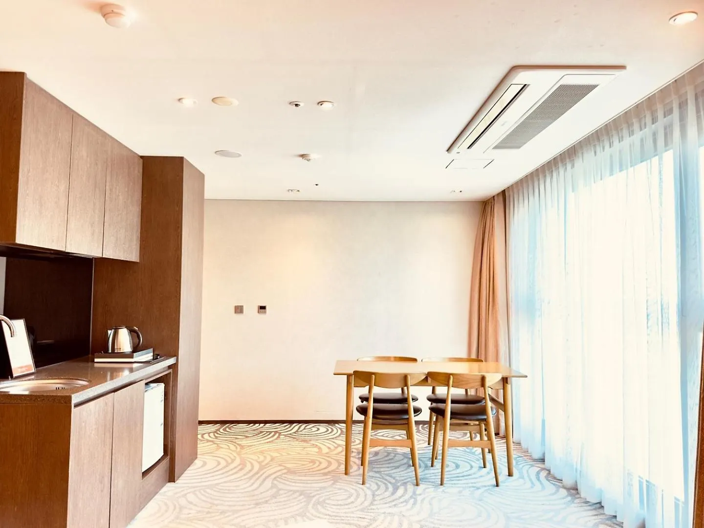 Saint Beach Hotel Jeju 0*,